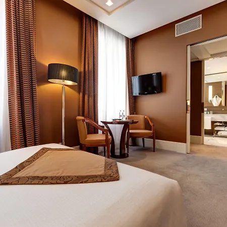 Grand Via Veneto Hotel 5*