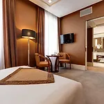 Nobu Hotel 5*