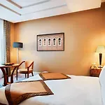 Nobu Roma